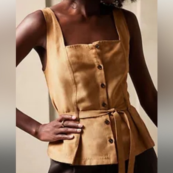 Banana Republic Factory Tops - Banana Republic vegan suede camel button. Up tank with Tie size 10